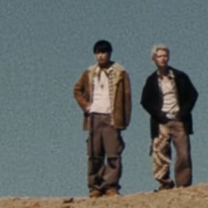 เจ้าที่แรง อ๊า จ้องแย่งซีน อ๊า
เท้าเอววีน อ๊า ตาเขียวปั้ด อ๊า
ดุคะดุ แถมหึงสู้ฟัด