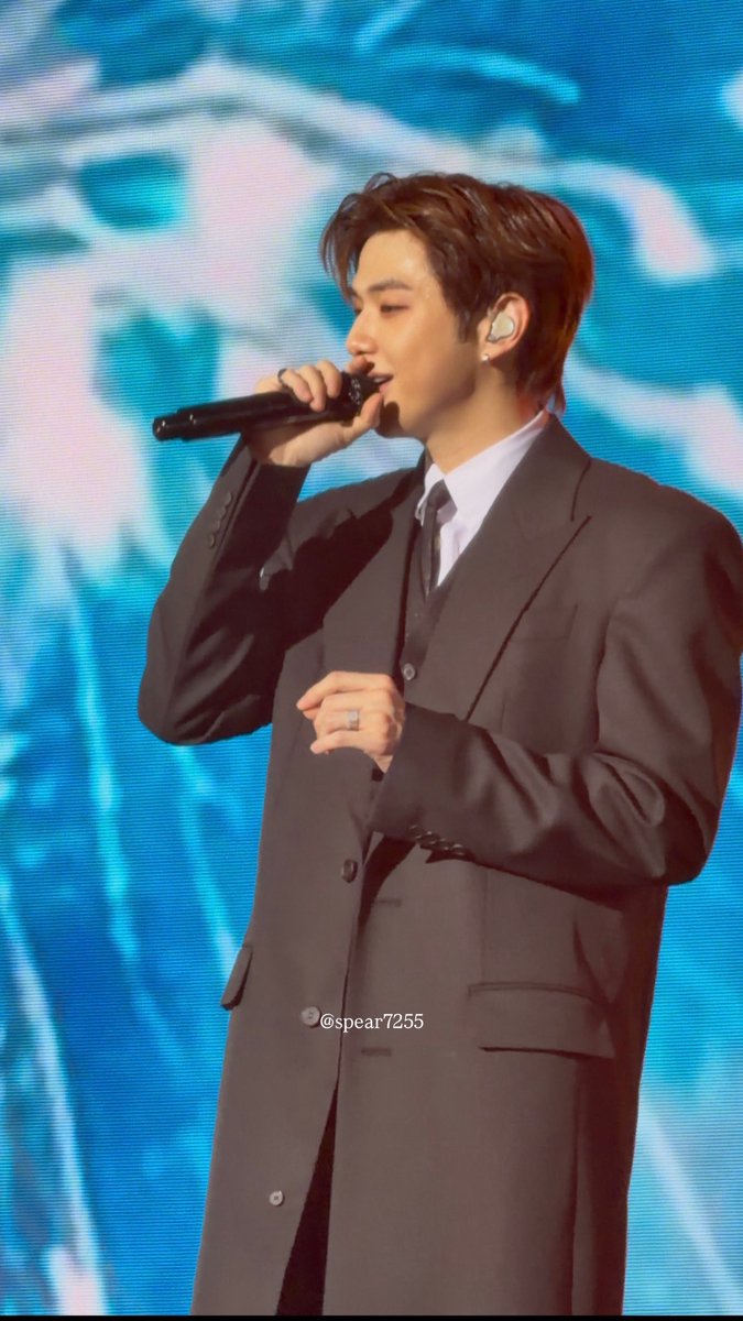 KANGDANIEL FAN CONCERT<RUNWAY : WALK TO DANIEL> Day2💙

Miss u.

#강다니엘 #KANGDANIEL #カンダニエル #RUNWAY_WALKTODANIEL