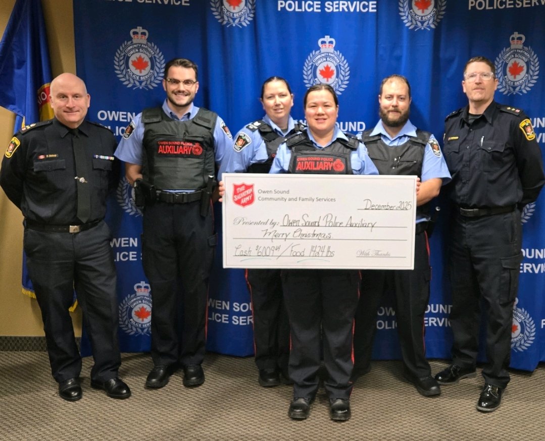 OwenSoundPolice's tweet photo. #AuxiliaryFoodDrive After 3 very successful weekends, we are proud to announce our Auxiliary team with the generous support of our community, collected over $6000 &amp; 1400lbs of food for our local Salvation Army Food Bank. #ThankYou to our host store's #Metro #FoodBasics &amp; #Zehrs https://t.co/lg8r5z1r6C