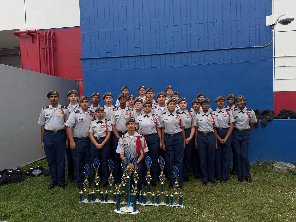 West Broward High tweet media