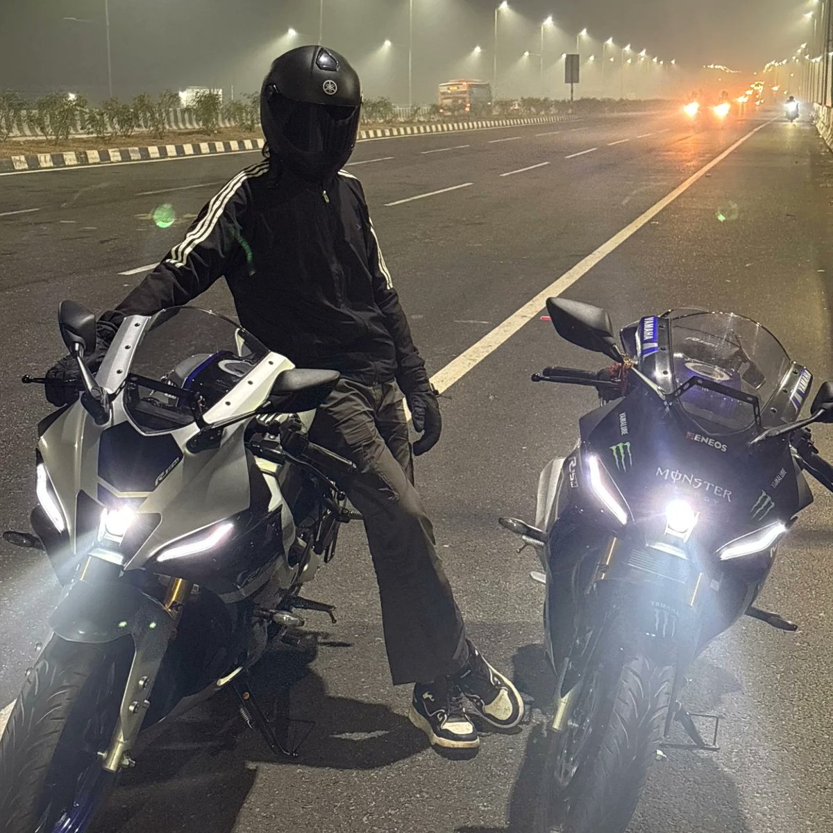 HARSHIT4816's tweet photo. Started with nothing, aiming foreeverything.
#followformore -> @HARSHIT4816 #tyagi4816 #life #rider #riderlife #nightout #harshit4816 #photography #photoshoot #r15m #r15lovers #r1m #motogpedition #motivation #motogp #liebe #lookoftheday #love #yamaha #yamahar15m #monsterenergy https://t.co/OINetvoiyi