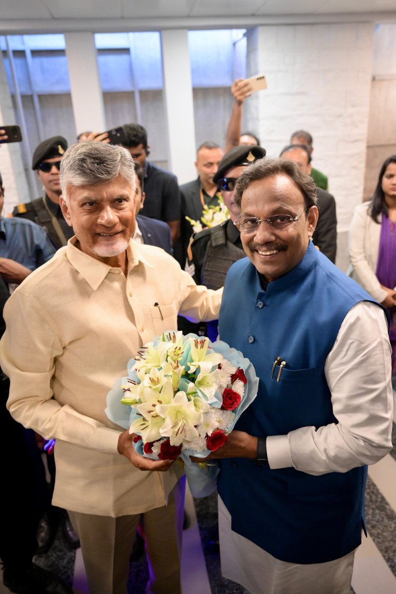 TawdeVinod's tweet image. आंध्रप्रदेश के लोकप्रिय मुख्यमंत्री @ncbn गारु भाजपा राष्ट्रीय कार्यकारी अध्यक्ष @NitinNabin जी से शिष्टाचार भेंट के लिए पधारे। इस अवसर पर सक्रिय राजनीति में युवाओं की भागीदारी के विषय पर सार्थक चर्चा हुई।

#BJP4India