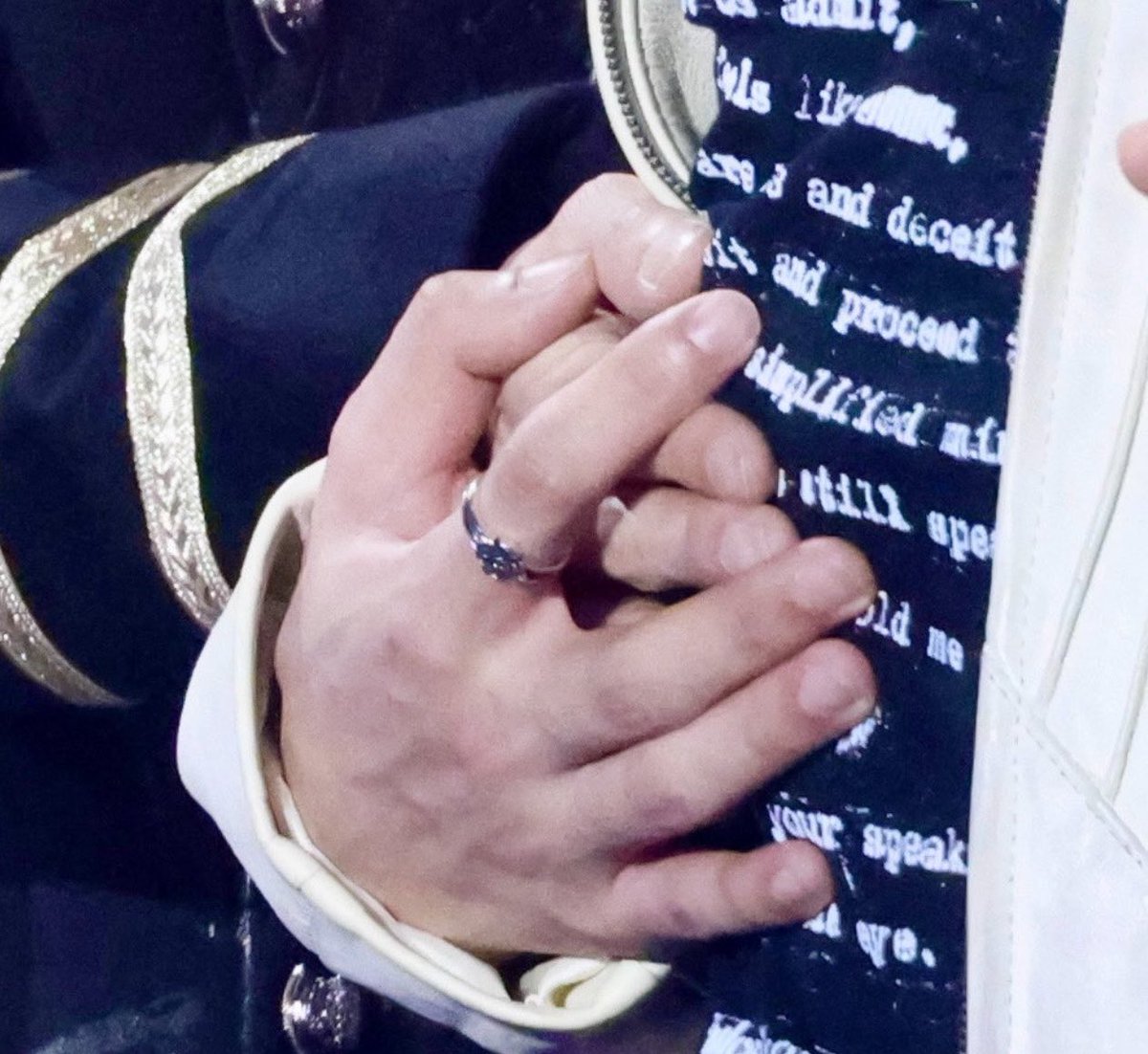 𝙖𝙨𝙞𝙣 𝟐𝟑𝟏𝟑% tweet media