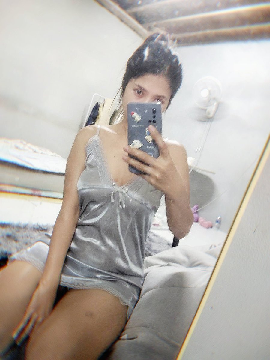 eXaMPle_me_too's tweet photo. เรียกพี่ก็พอ .... 40 นิดๆเอง 😏 https://t.co/USxVrPOCQK