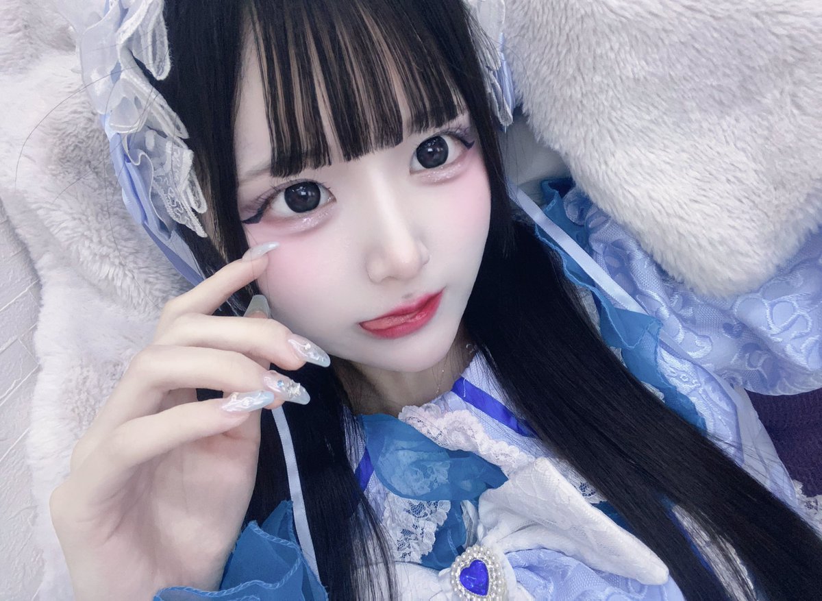 Post by 琉瀬くらげ【SHIROMIZAKANA】 on X: すきー？♡