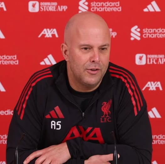 أرني سلوت: من غير المناسب الحديث الآن عن موقف صلاح مع ليفربول، فهو مع منتخب بلاده، والتركيز يجب أن يكون على مباراة توتنهام فقط 