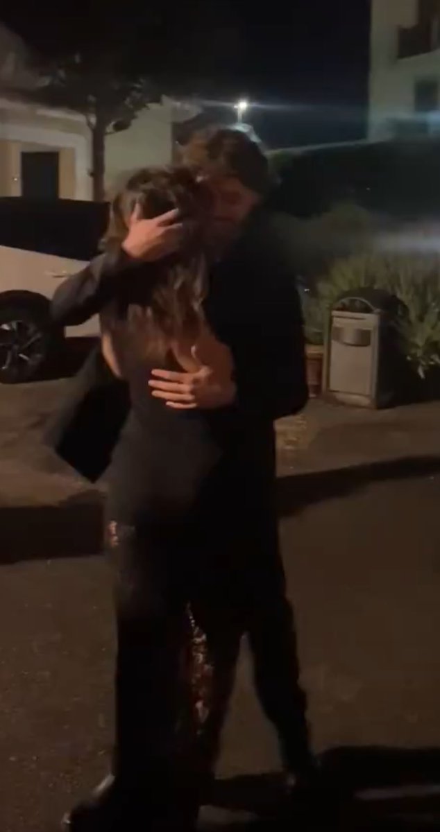 baciamiancora tweet media