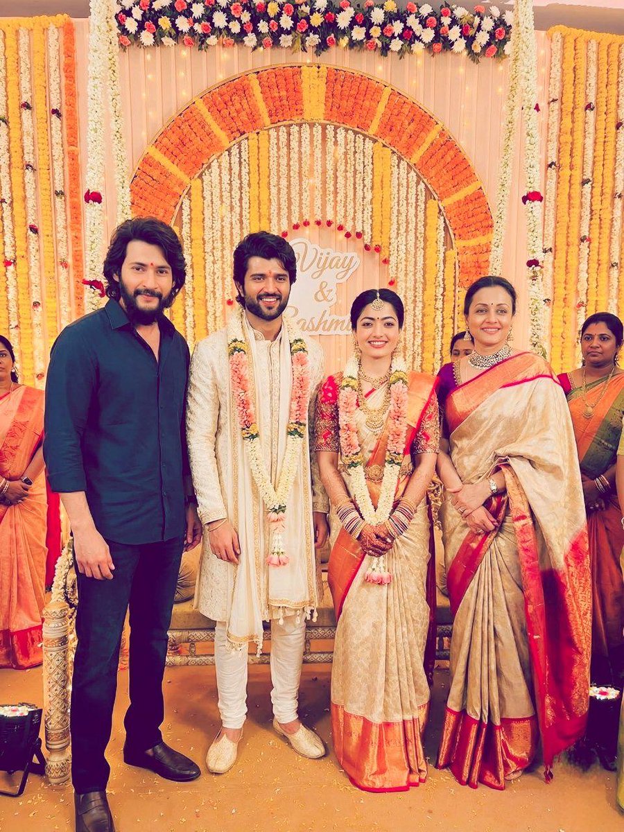 Seriously shadi ho gyi hai na ya AI hai yeh <a href="/iamRashmika/">Rashmika Mandanna</a> <a href="/TheDeverakonda/">Vijay Deverakonda</a>