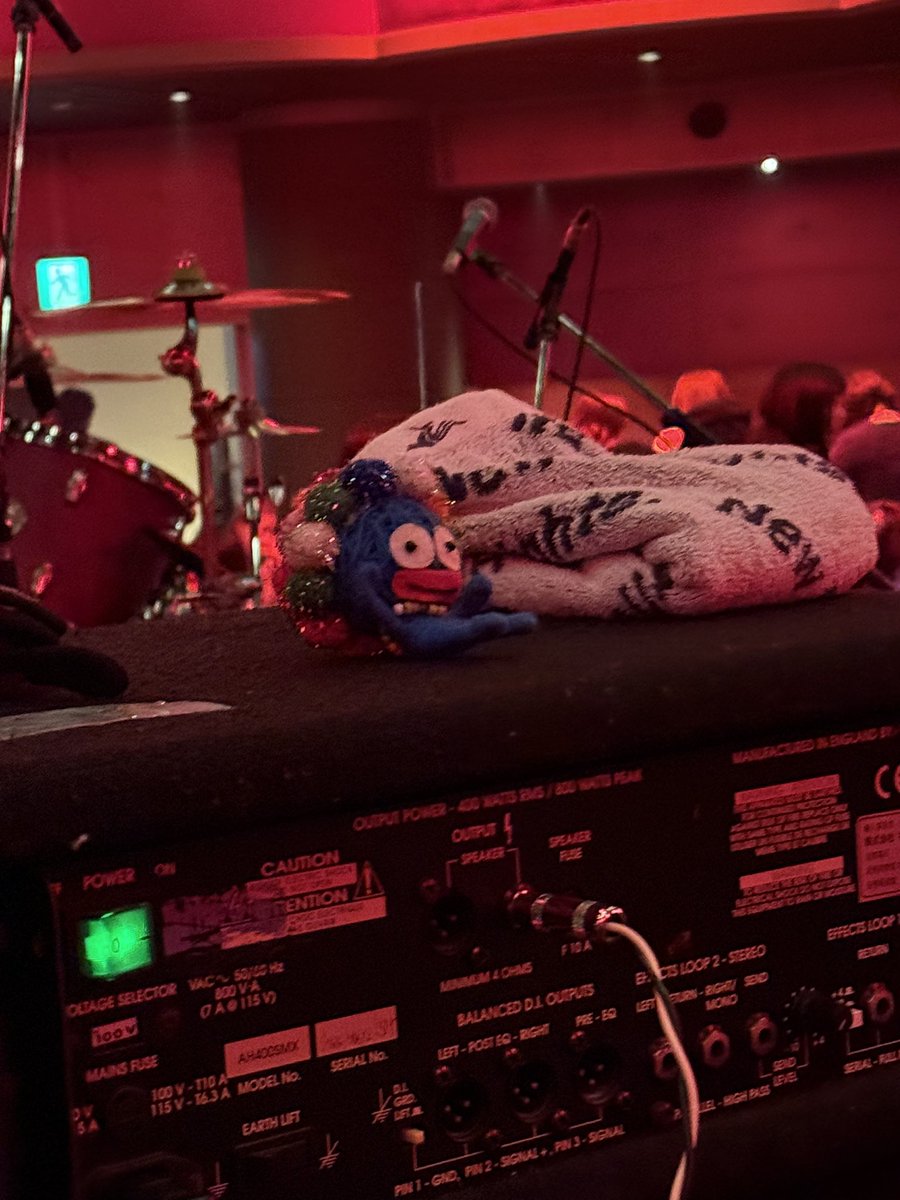 sakura_kitty_'s tweet photo. 来てよかったと思ったライブでした。
MCはほぼなくノンストップ。
360℃メンバーを堪能。
来年あったらまた来ます!
キュンとしました💕
#NBCP
#clubex https://t.co/y7SAUVuVbw