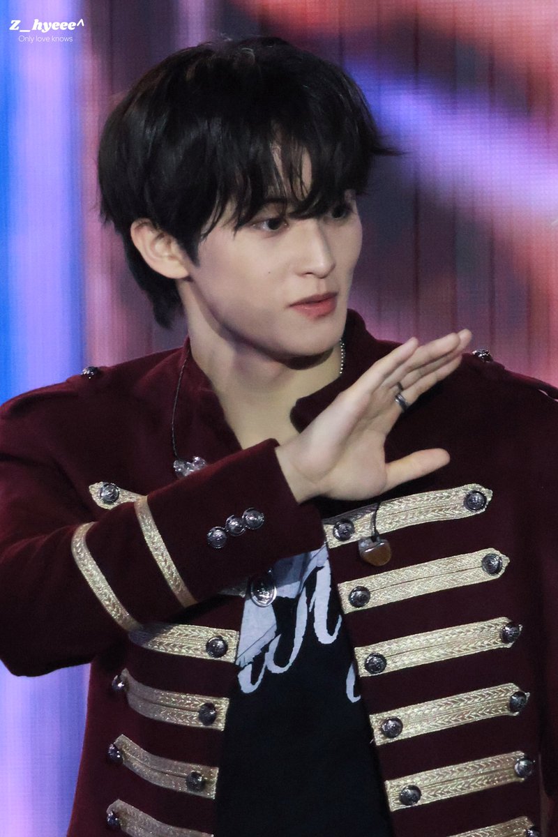 913182230's tweet image. 251219  가요대축제 🐯

#MARK #MARKLEE #마크 
#NCT127 #NCTDREAM #NCT 
#엔시티127 #엔시티드림 #엔시티