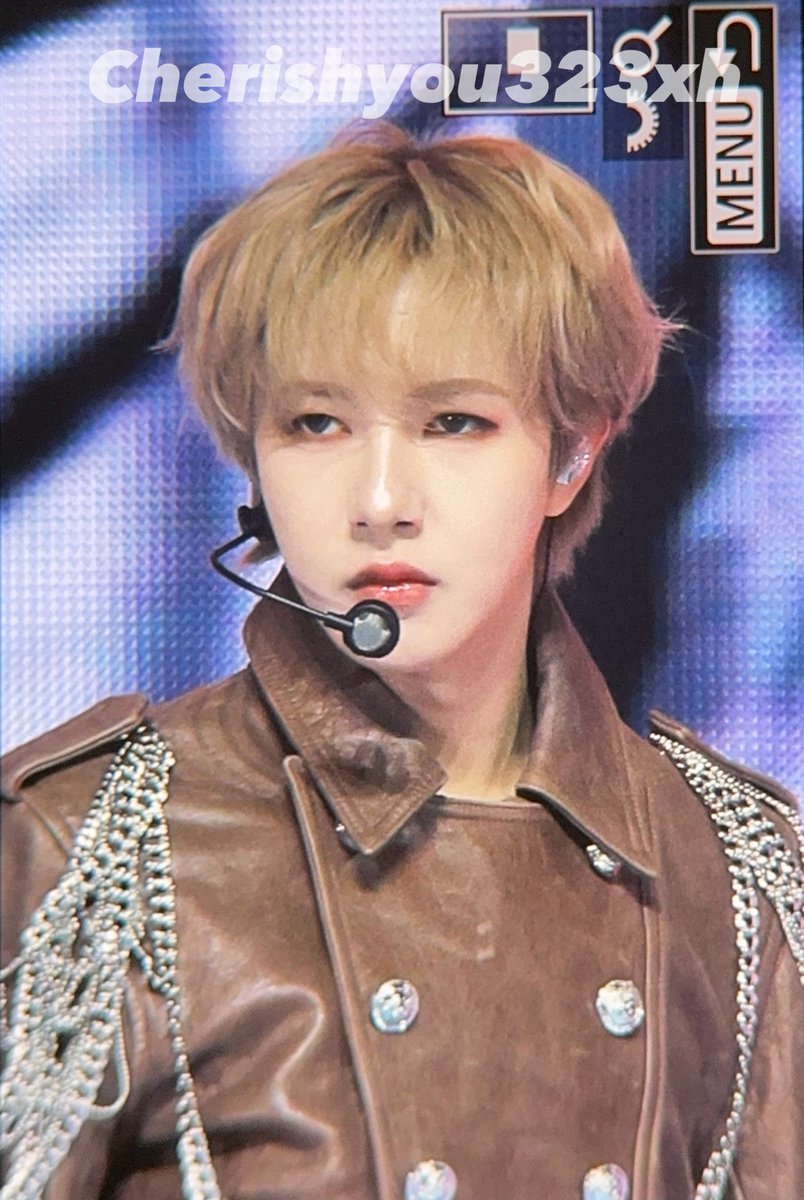 cherishyou323xh's tweet image. 251219 KBS가요대축제
#런쥔 #仁俊 #RENJUN #ロンジュン