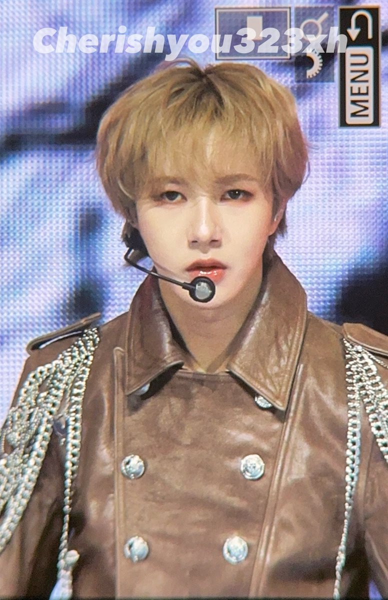 cherishyou323xh's tweet image. 251219 KBS가요대축제
#런쥔 #仁俊 #RENJUN #ロンジュン