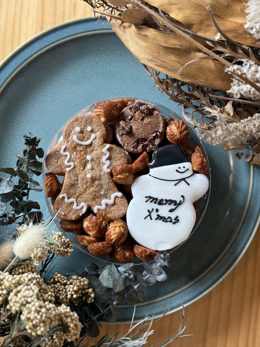 33sCAFE1's tweet photo. クリスマスクッキー缶🎄⛄️🍪 https://t.co/TzP23wwT4C