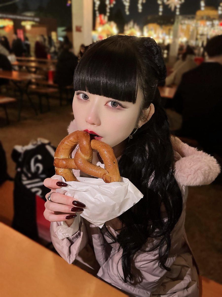 みか Post by ミカミ🎠🖤💜 on X: 🎄♥️