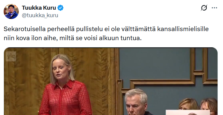 tosentti's tweet image. Tässä umpirasistisessa ns. sinimustien joukkiossa ei kaihdeta roduistakaan puhumista. Tai "sekarotuisista" (ihmisistä). Nyt ilmeisesti haalitaan kannatusta persujen äärisakista. Aina vaan jaksaa ihmetyttää, miten tämä pahasti natsahtava porukka hyväksyttiin puoluerekisteriin.