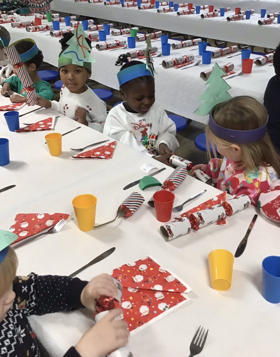EYFS_OLSP's tweet photo. Christmas magic in EYFS! From crafts and games to festive fun, our little ones have done lots of learning, laughing, and celebrating together this week. 🎅🏻🎄#Christmas #FestiveSeason https://t.co/sCorz7hifz