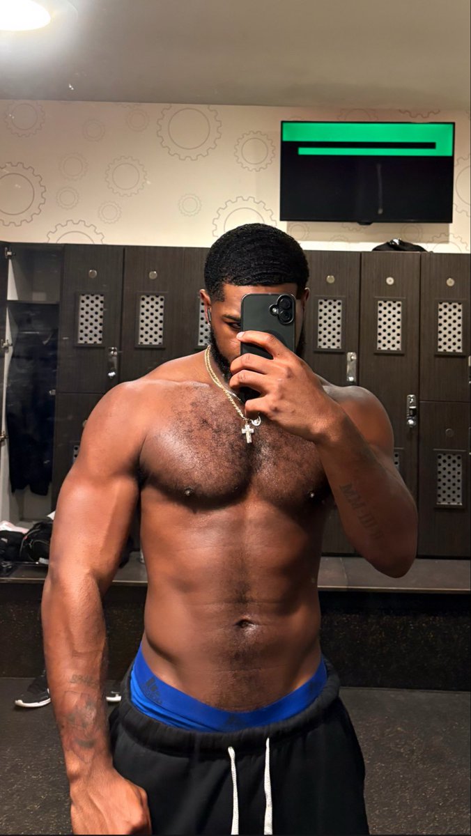 _mellemel's tweet image. Gm 💪🏾 #day19