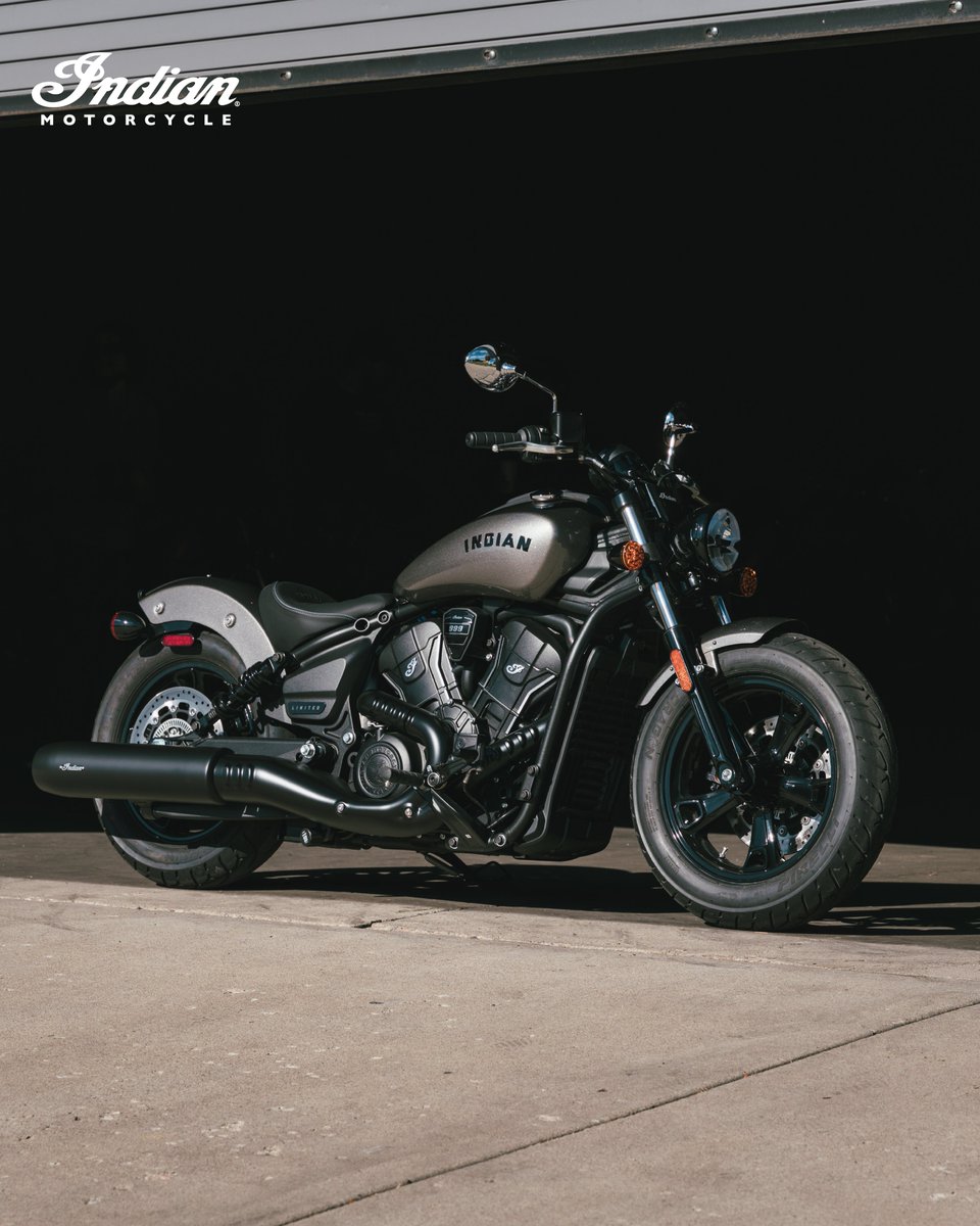 IndianMotorIND's tweet photo. A stripped-down powerhouse blending raw attitude, bold styling, and smooth performance for unforgettable urban rides.
-
#ScoutSixtyBobber #IndianMotorcycle #BobberStyle #UrbanRider #RawPerformance #StreetCruiser #RideBold #TwoWheelsLife https://t.co/1pQCqCEDOh
