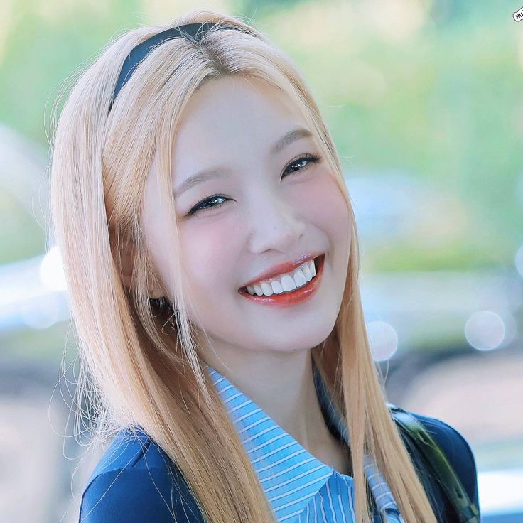 joycherryss's tweet image. Smiling JOY :)