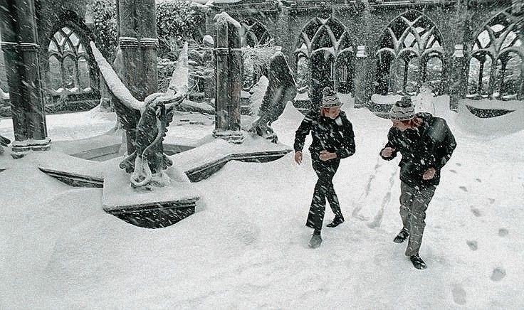 sihirbakanii's tweet photo. Hogwarts'ta kış başkadır. https://t.co/UWdTHsxfvn