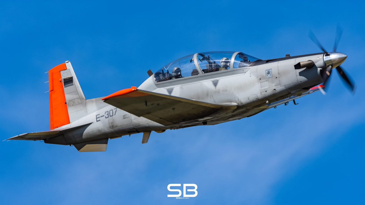 Está semana se recibieron del CBCPM pilotos de las 3 fuerzas armadas, sin embargo el curso lo hicieron en Tecnam P2002 y Grob 120TP. El Texan II lo están empleando para el CEPAC? O para otras cosas?