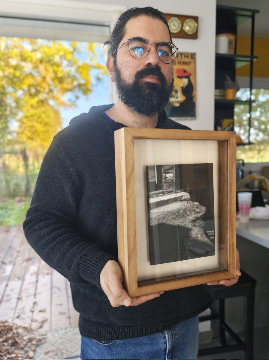 Gm!
A decade of street photography. 50 plates. 10% off.
For the final days of 2025, grab a limited edition copy of A Familiar Solitude at a special price.
This book captures the universal feeling of solitude across Istanbul, Paris, and New Delhi. Printed on 350gsm matte paper.