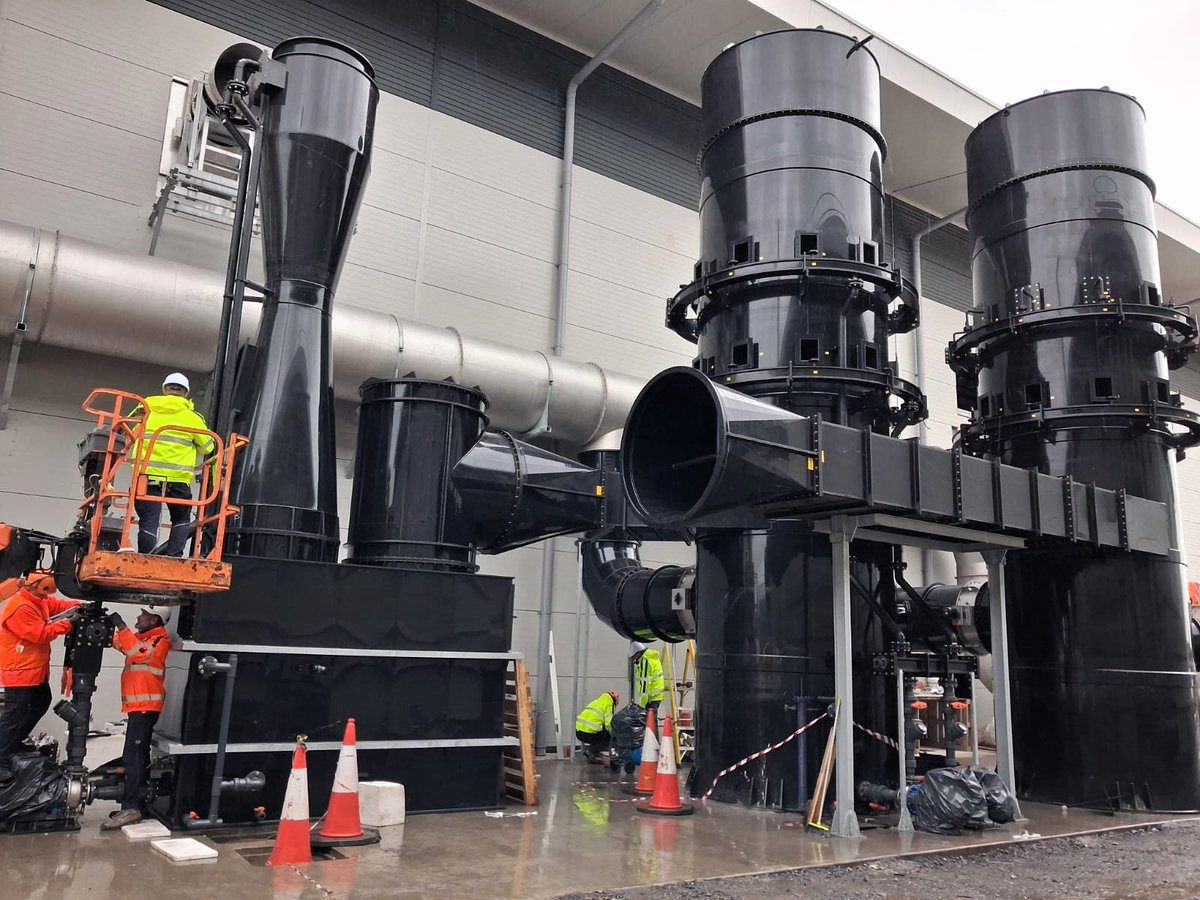 Assembly of a new system for #air_extraction and #dust_removal 💨
From the design and manufacturing of components to on-site assembly, carried out by our specialized staff operating worldwide 🌍
#AirClean #industry #engineering