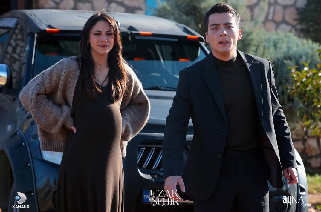 KayzerUpdates's tweet image. 43.bölüm fotoğraflarından #KayZer ✨️🤎

#UzakŞehir