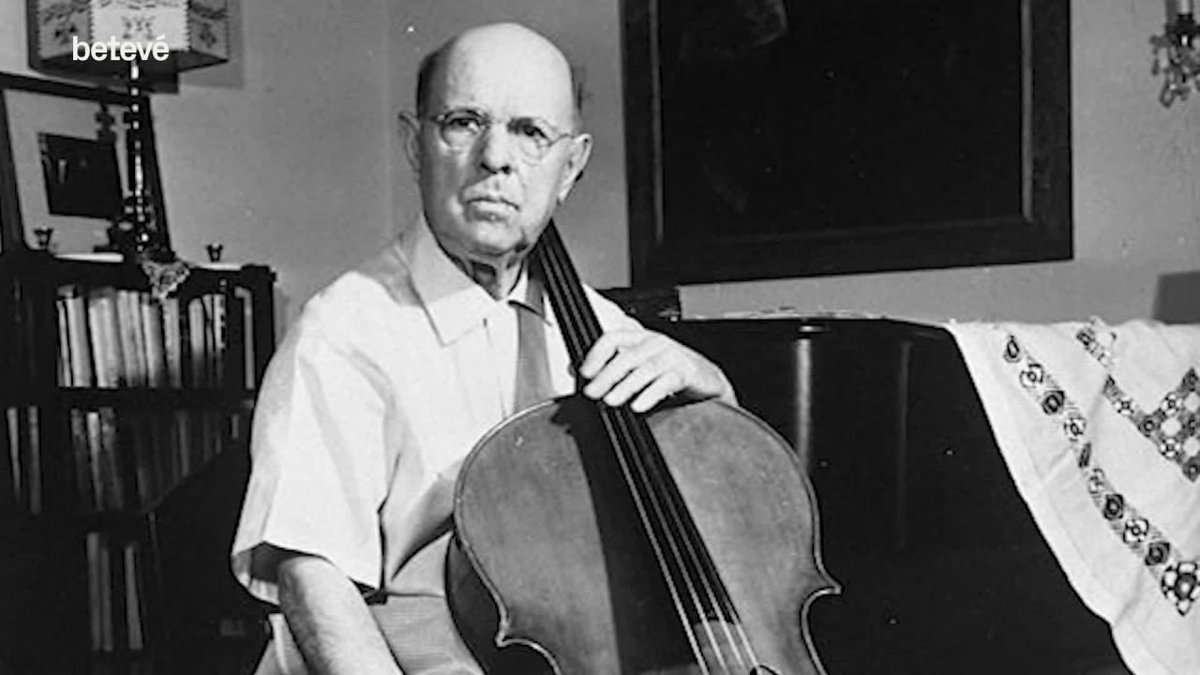 ⬛️⬜️#OnThisDay we honour the birth of Pau Casals, one of the greatest cellists in history and a tireless defender of peace, freedom and human dignity.

From exile, he gave voice to Catalonia and reminded the world that culture and music can be powerful tools against injustice.