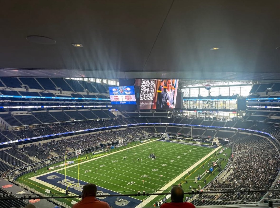 <a href="/waterboy_tx/">Waterboy Graphics</a> is honored to sponsor the <a href="/THSCAcoaches/">THSCA</a> during the State Championship Games!

Coaches, if you come by the #THSCA suite today and tomorrow, make sure to visit, connect, and talk some ball with us. We love celebrating the state champs! 

#WeBrandBig #WhenCultureMatters