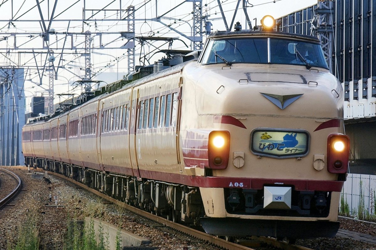 485系で運転されていた「びわこライナー」。晩年は京都車が特急雷鳥の