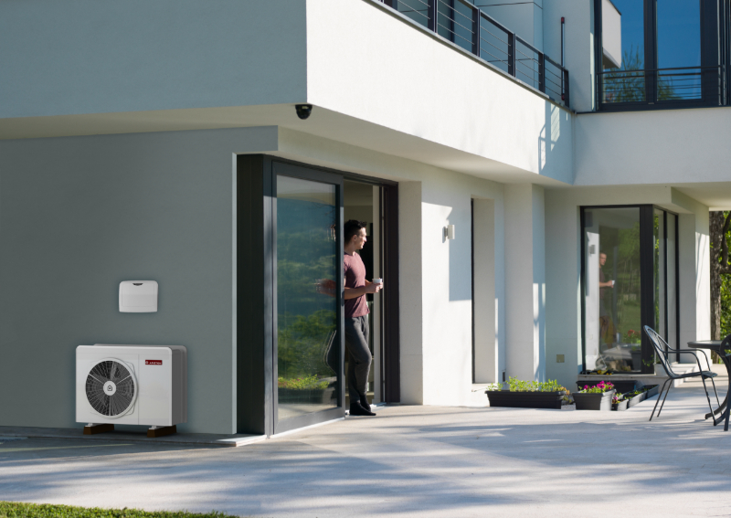 phpi's tweet image. Upskill in Low-Carbon Technologies  

With the heat pump market expanding, there are growing opportunities for heating engineers.

Find out more at phpionline.co.uk/feature-articl…