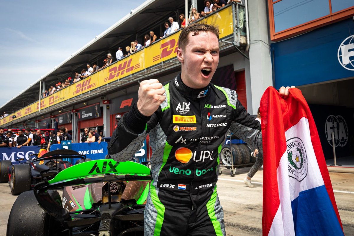 delpynews's tweet image. ▶️ DUERKSEN ENTRE LOS TRES MEJORES DE LA F2 | 🤩🇵🇾

🥳🏎️Finalizó la temporada 2025 y estas son las figuras que más tiempo marcaron el ritmo en pista de la Fórmula 2.

🥇 Leonardo Fornaroli (Campeón) 110 vueltas.

🥈Jack Crawford (Vicecampeón) - 110 vueltas.

🥉 Joshua Duerksen -…