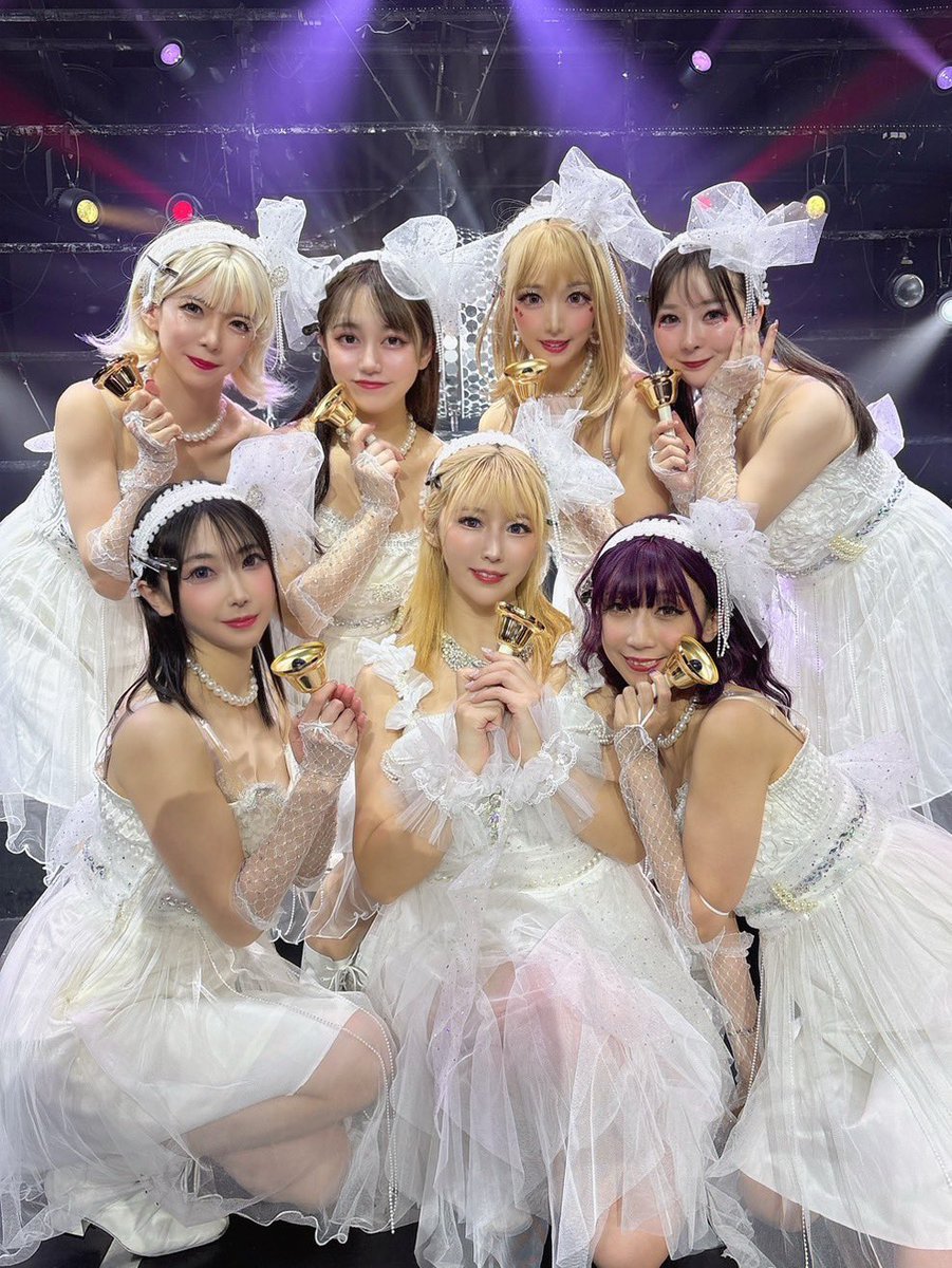 9日目【9/20】㊗️

swinger！2nd🎅

12/21のクリスマスイベントのリハーサル終わった🧑‍🎄🩷みんな可愛すぎるのとプレゼントもあるので、楽しみにしててね〜！

サンタさんで大集合待ってる✨

やっぱみんなでクリスマス楽しまなきゃ🩷

#浅草ロック座