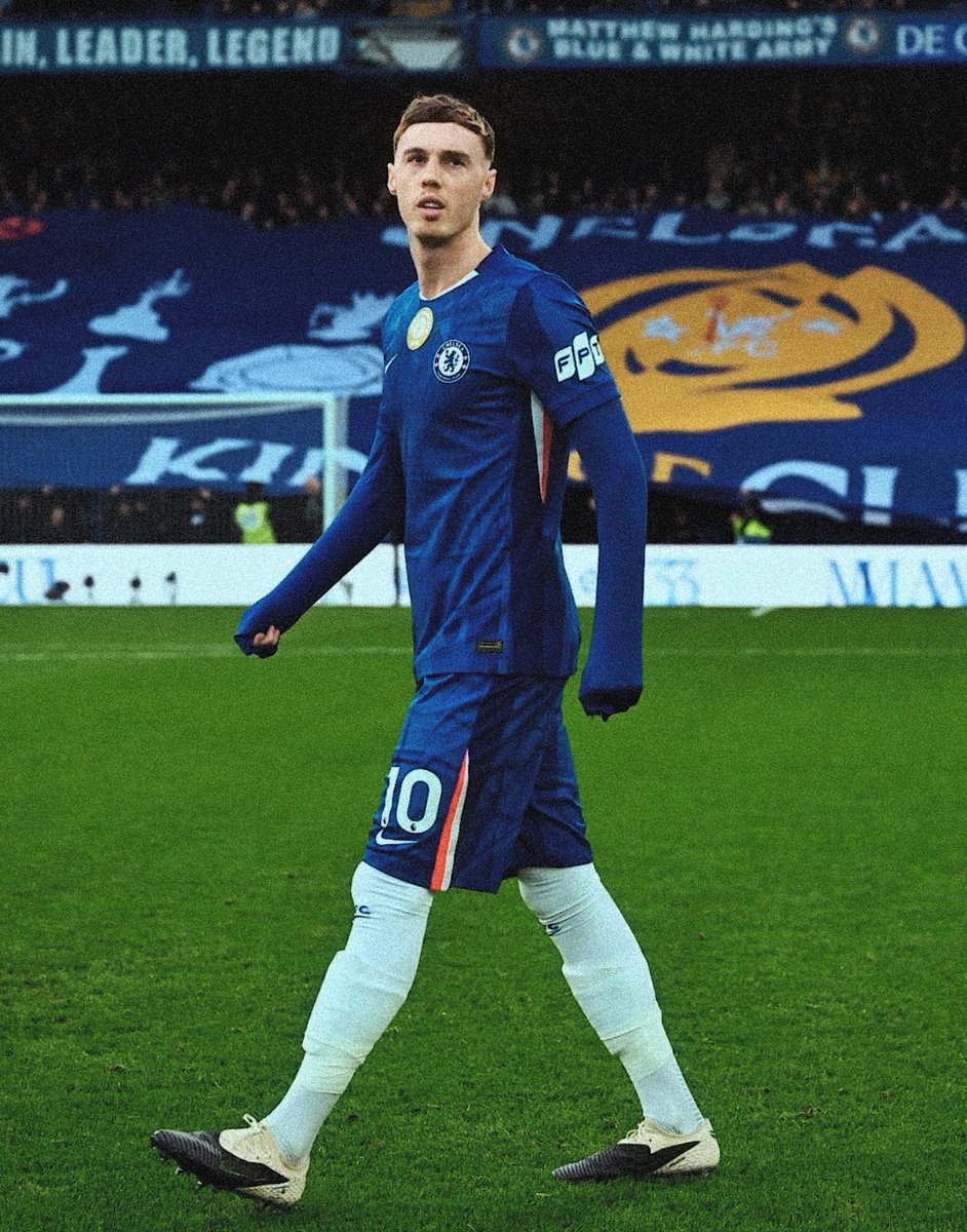 The Club, the player, the kit, the background… Nothing beats the Chelsea aesthetic.