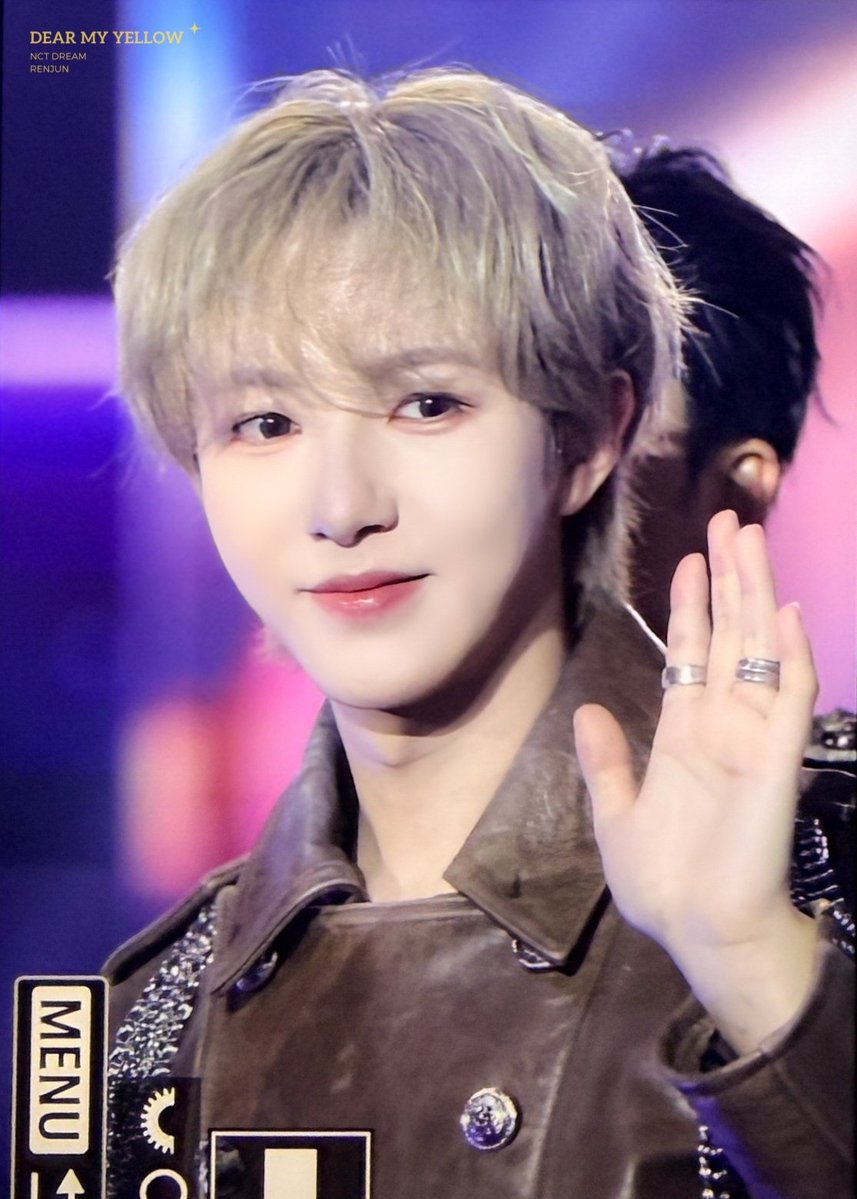dearmyyellow00's tweet image. 251219 가요대축제
👼
#런쥔 #仁俊 #RENJUN #ロンジュン #NCTDREAM