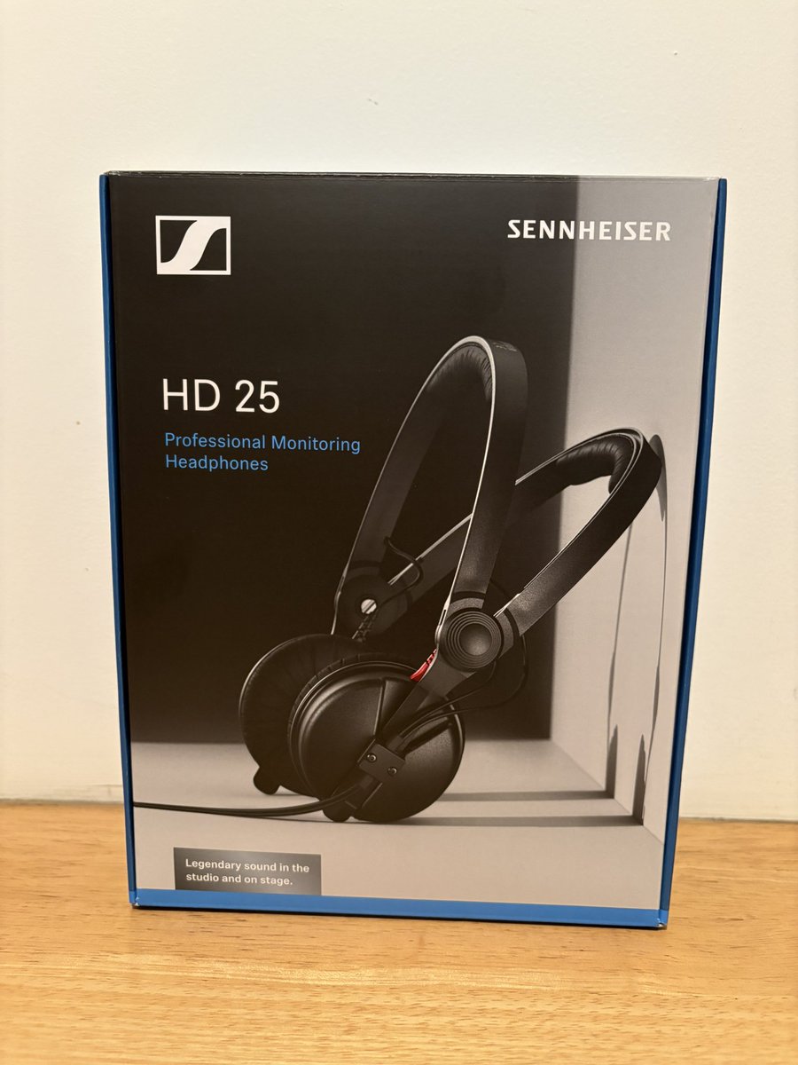 Sennheiser HD25 (最終値下げ) SENNHEISER 【クリスマスセール】HD25(定番・コンパクトヘッドフォン