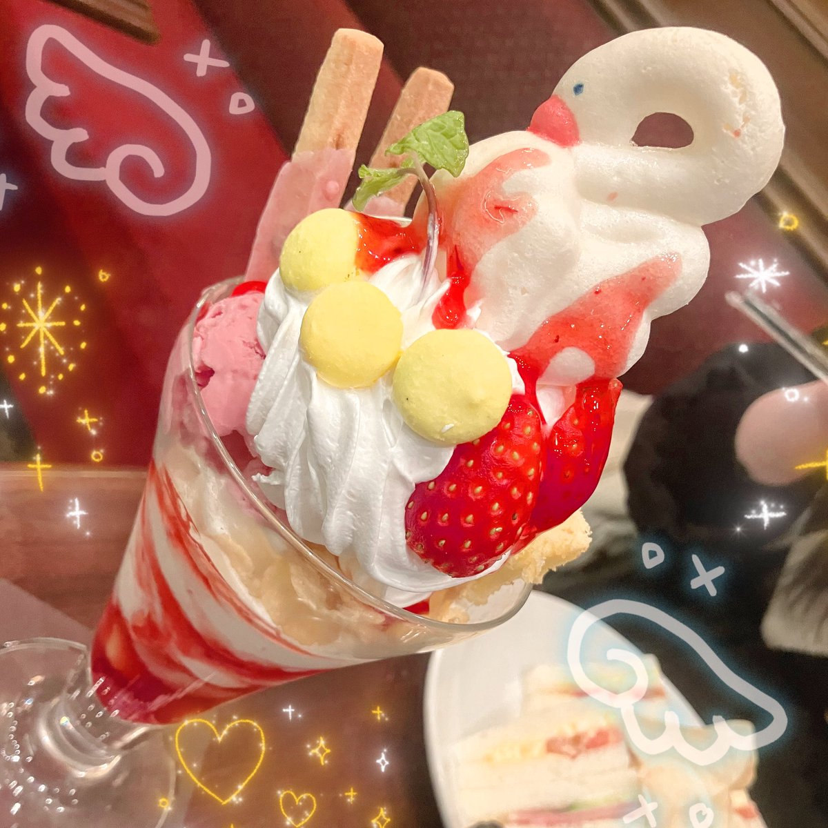 15パフェ様♡ このパフェすっき過ぎる！！ 人生で何回食べたか🍓🦢🩷 いちご