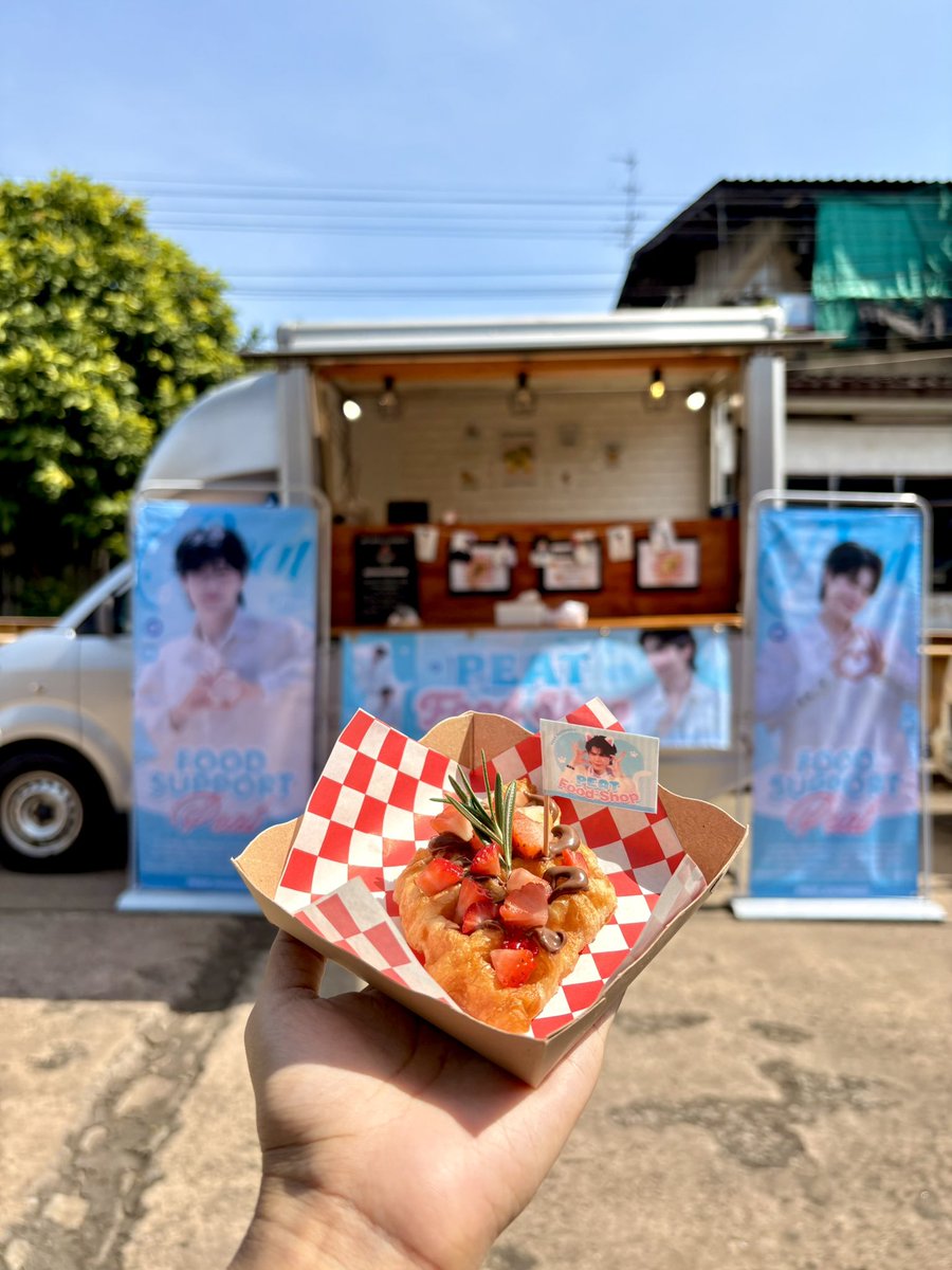 bigbitehouse's tweet image. Food support K. @peatwasu 🥰 ณ กองถ่าย Yesterday The Series 🎬
🙏🏼 #BigBiteCatering ขอบคุณที่ใช้บริการ 

📌 แพคเกจฟู้ดซัพพอร์ต เริ่มต้นเพียง ฿5,500
Line : lin.ee/AFpDLjvG

#foodtruckthailand​ #foodsupportthailand
#fortpeat #peatwasu #yesterdaytheseries #captainpeat