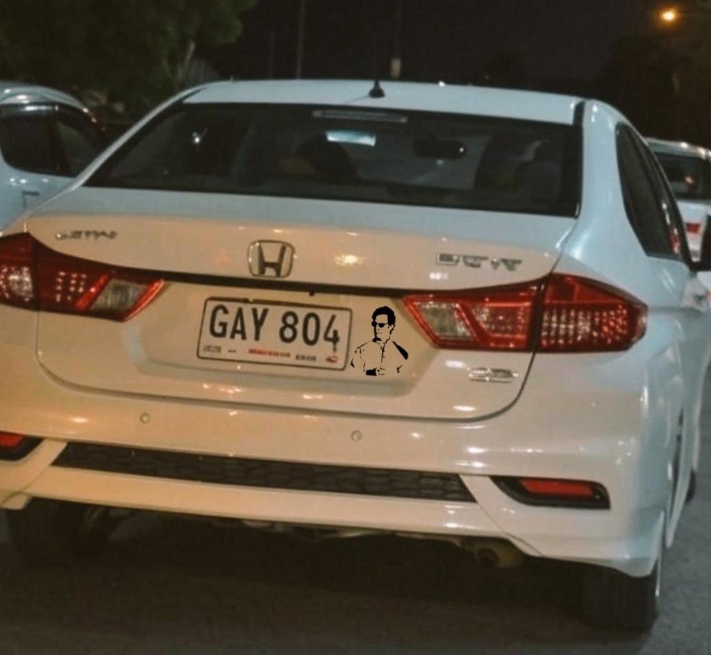 <a href="/KaliwalYam/">Faisal Khan</a> وہ کنجر کدھر گئے جو انکی ٹانگیں اٹھاتے رہے تھے ؟