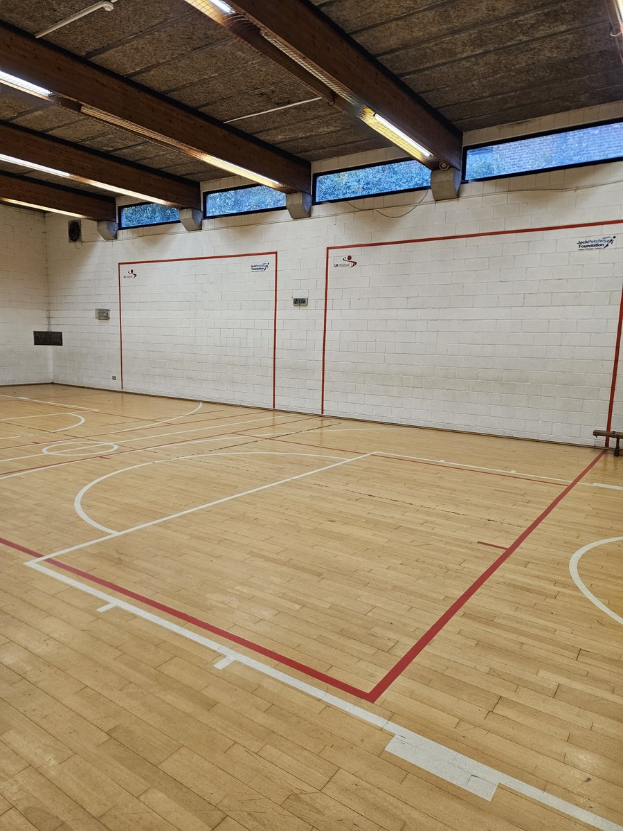 1 Wall UK tweet media