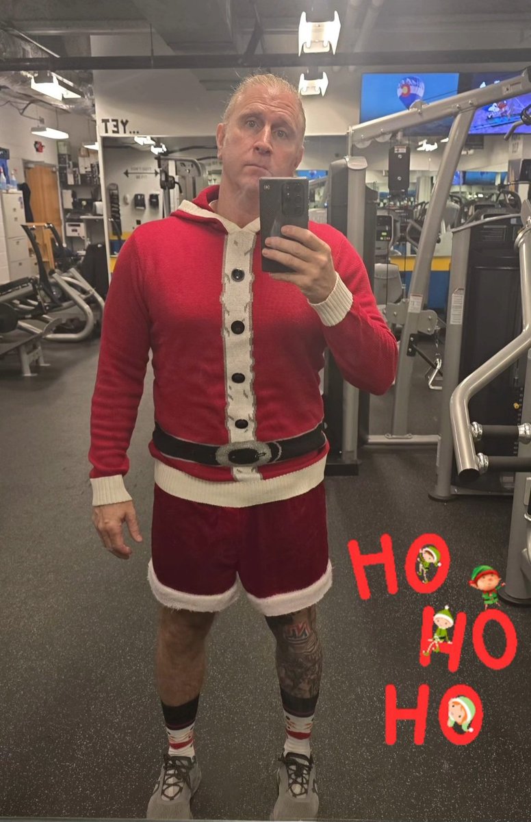 LicensePlateGuy's tweet image. Merry everything!!! 🎄 🎅