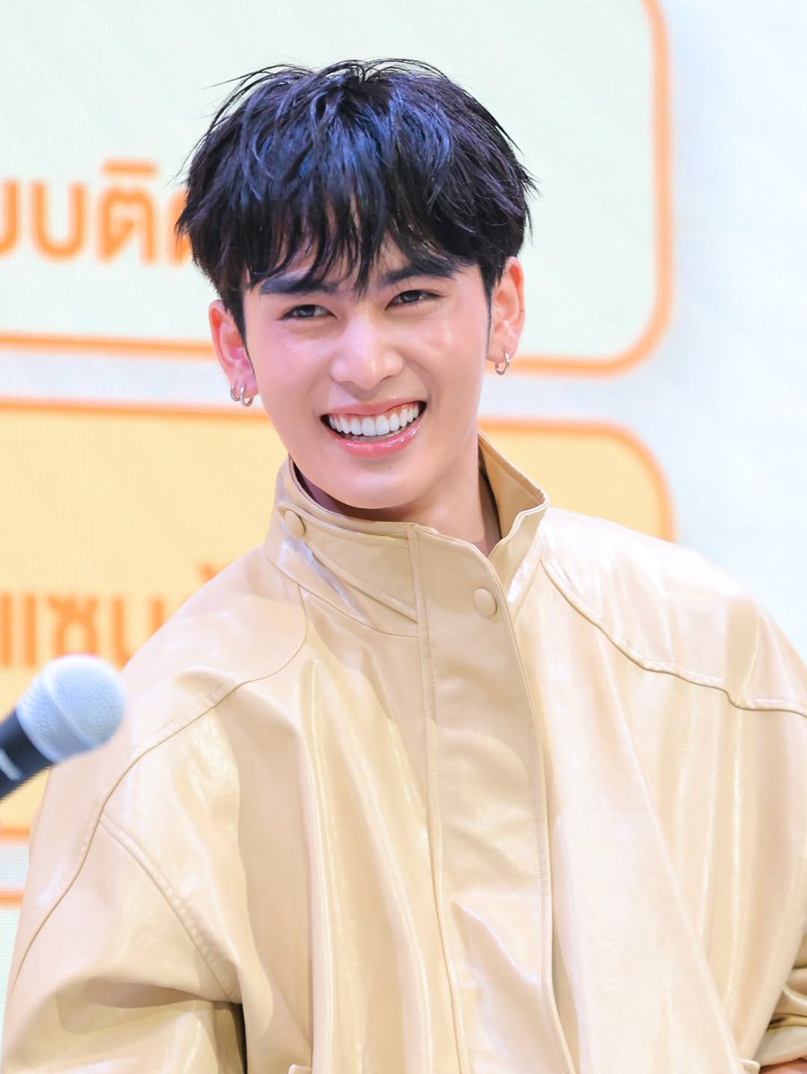 ppe2003perth's tweet photo. " มาเลี้ยงเด็กชาย @perthppe @santa.pp อีกแว้วววววว สนุกมากกกมายยยยย "
IG djoung
#KDPPE #PerthTanapon #Santapp
#PerthSanta #เพิร์ธแซนต้า
#HadaLaboxPerthSanta
#HadaLaboxPerthSantaSkinCafe https://t.co/5X7Ph3ZVw4