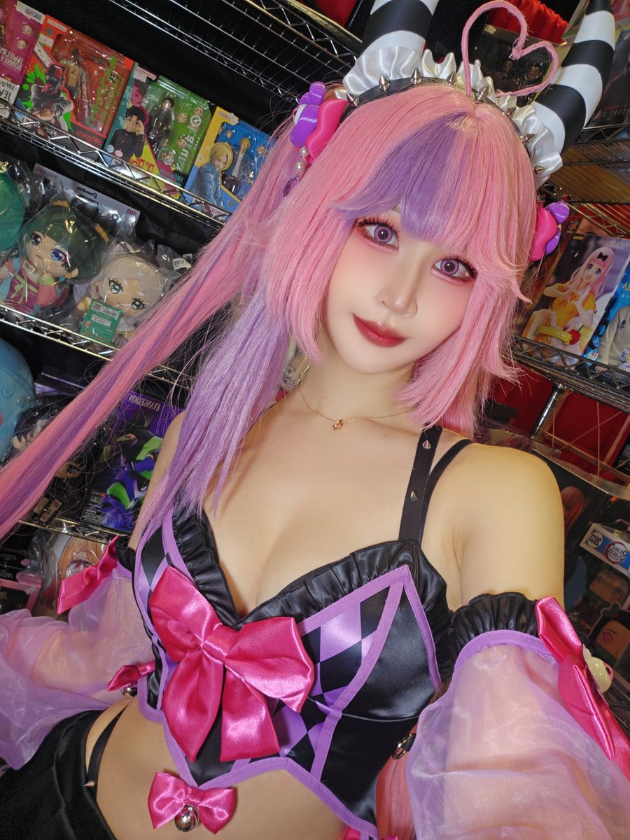 jennybellycos's tweet image. #holmat day 1! ☺️ Ironmouse today!