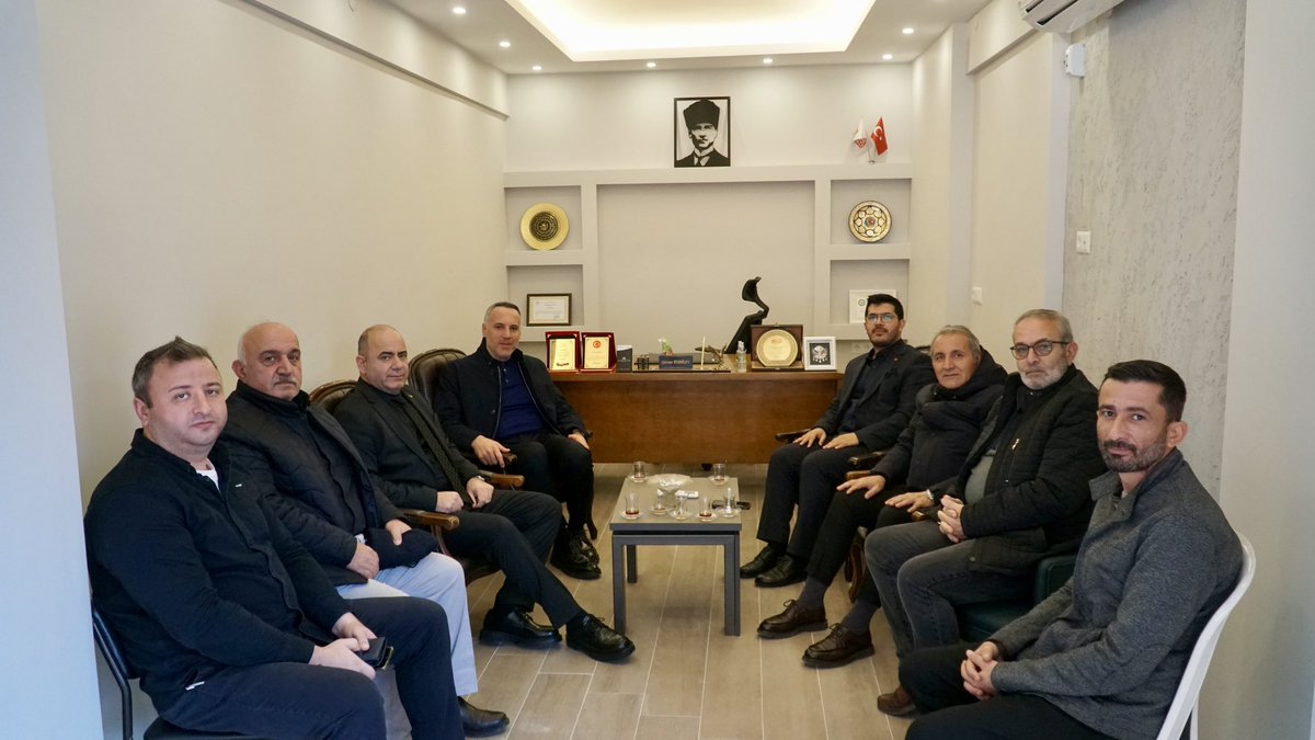 📍Adliye Mahallesi 

Arifiye Belediye Meclis Üyemiz Gürcan Kubilay’ı yeni çalışma ofisinde ziyaret edip hayırlı olsun dileklerimizi ilettik.

Misafirperverliği için kendisine teşekkür ediyor, işlerinde hayırlı kazançlar diliyorum.