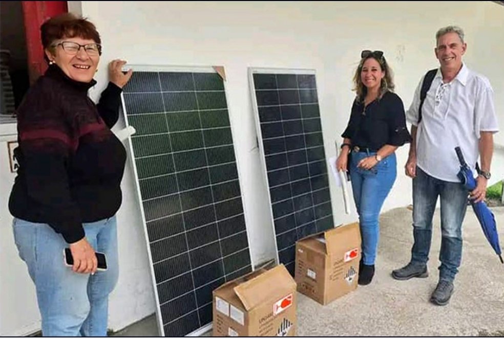 ¡#Holguín se recarga de energía solar! ☀️ Copextel comercializa kits a trabajadores de Educación y Salud para impulsar el ahorro eléctrico y cambiar la matriz energética. Más de mil sistemas ya en uso👇
acn.cu/medio-ambiente…