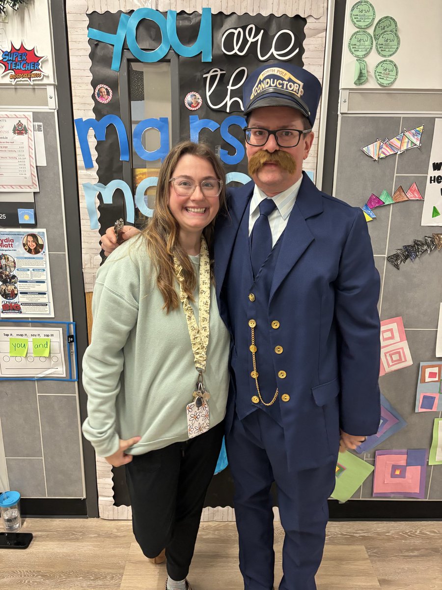 Lydia Hiatt tweet media