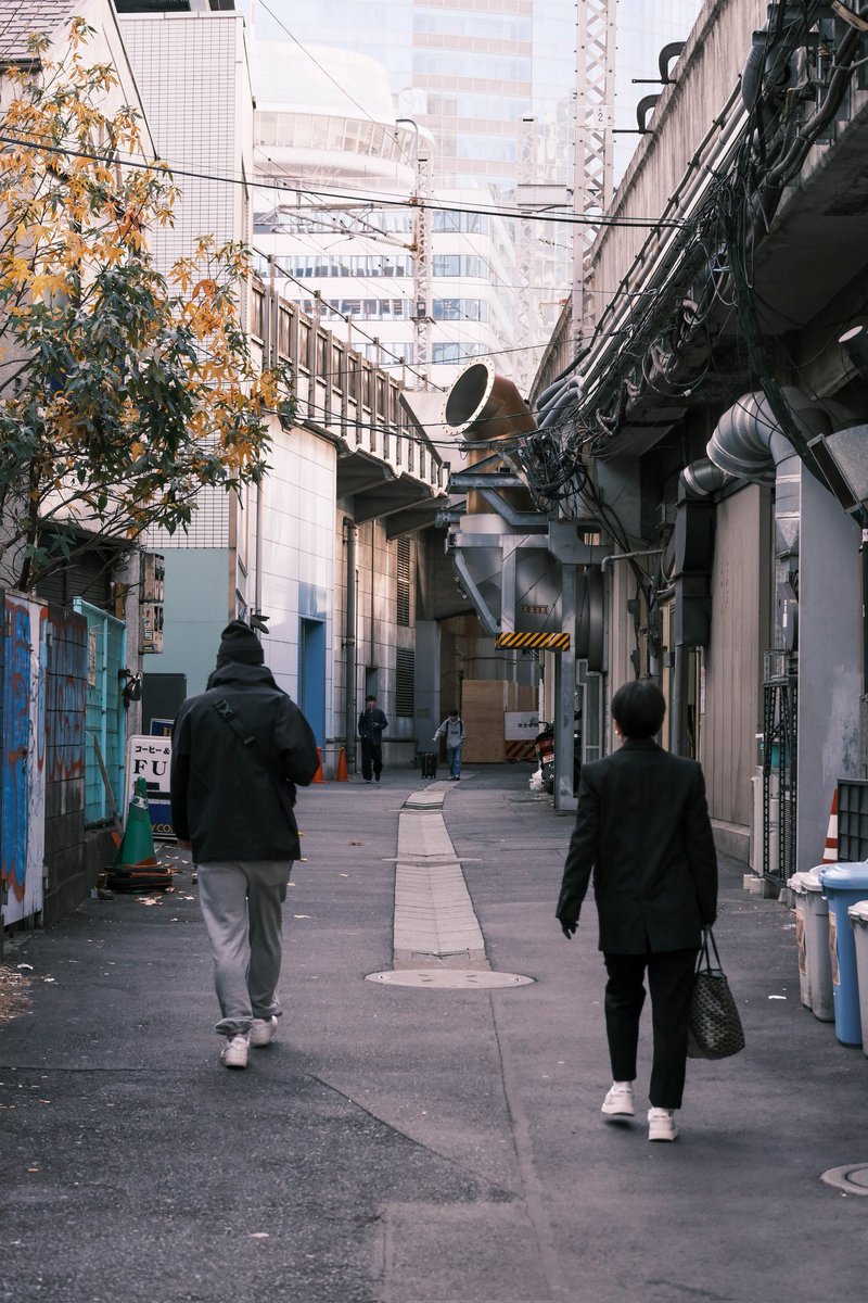 おやすみなさい🇯🇵🇹🇼🇺🇦 shot on #FUJIFILMXE5 #XE5 #SIGMA56mmf14