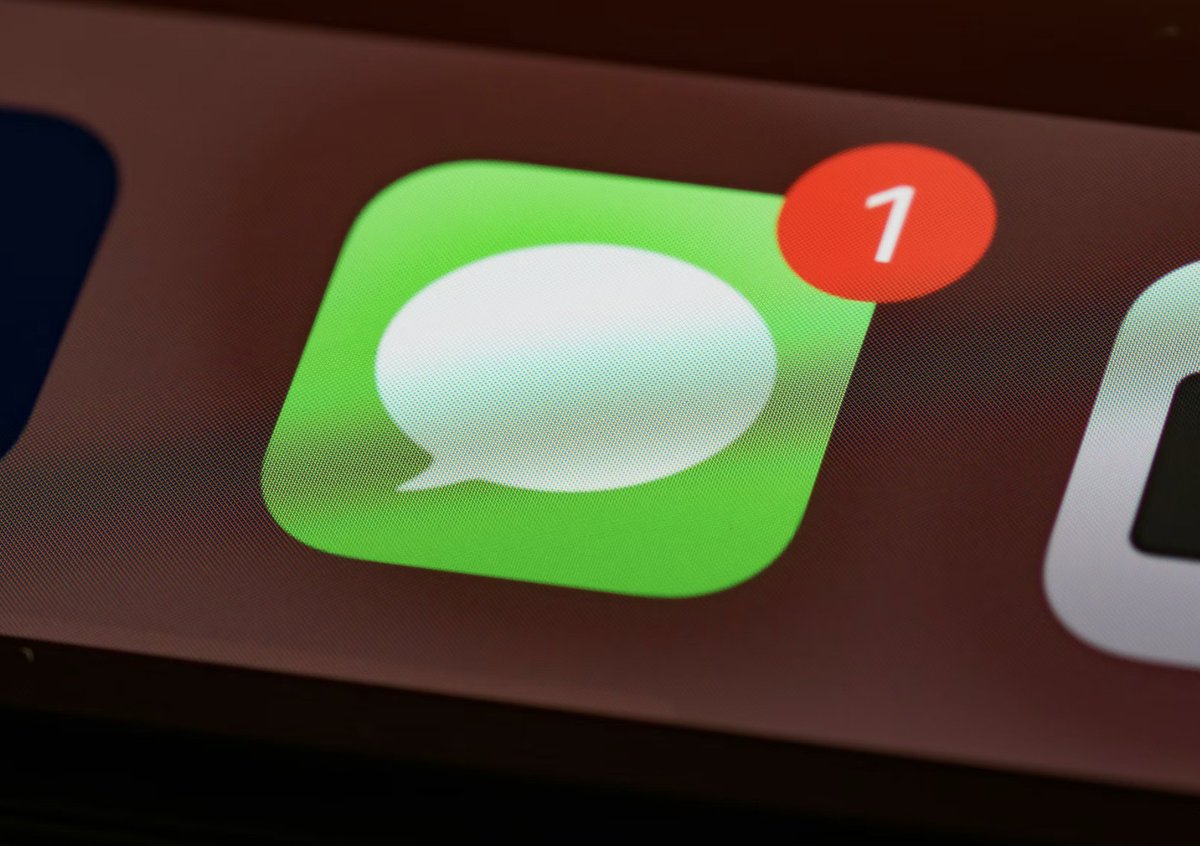 Wish to improve your work/study performance by silencing notifications that distract and annoy? 

We've got the solution for you and your Mac—mackeeper.com/blog/how-to-si…

#apple #macos #macbook #macbookpro #tips #howto #apps #macos #guide