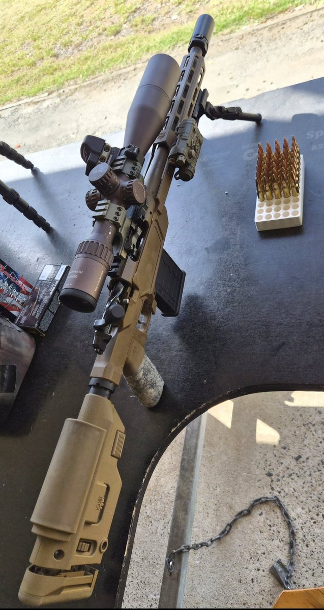 ghostt13__'s tweet image. 15 rounds till winchester so I sent them all #downrange into a #sub #moa group at 400m with my @Springfield_Inc #2020heatseeker #16inch #carbonfibre #matchgrade barrel @VortexOptics 5-25X56 secondary @ZeroTechOptics #thrive #hd #reddot @MDTTAC #bipod &amp;amp; #mdtmags @SureFireLLC
